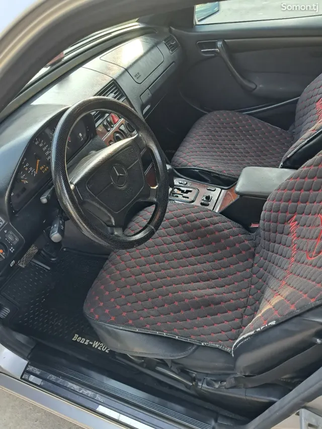 Mercedes-Benz C class 1999 · 2.0 AT