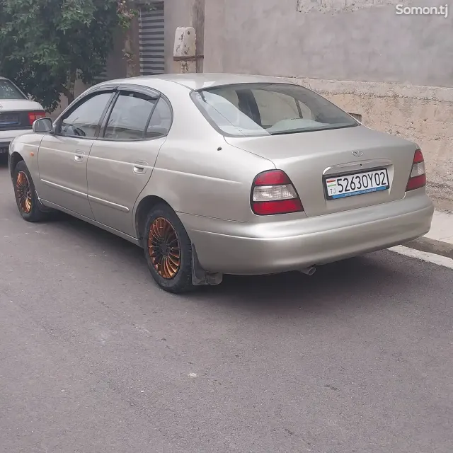 Daewoo Leganza 1997 · 1.8 MT