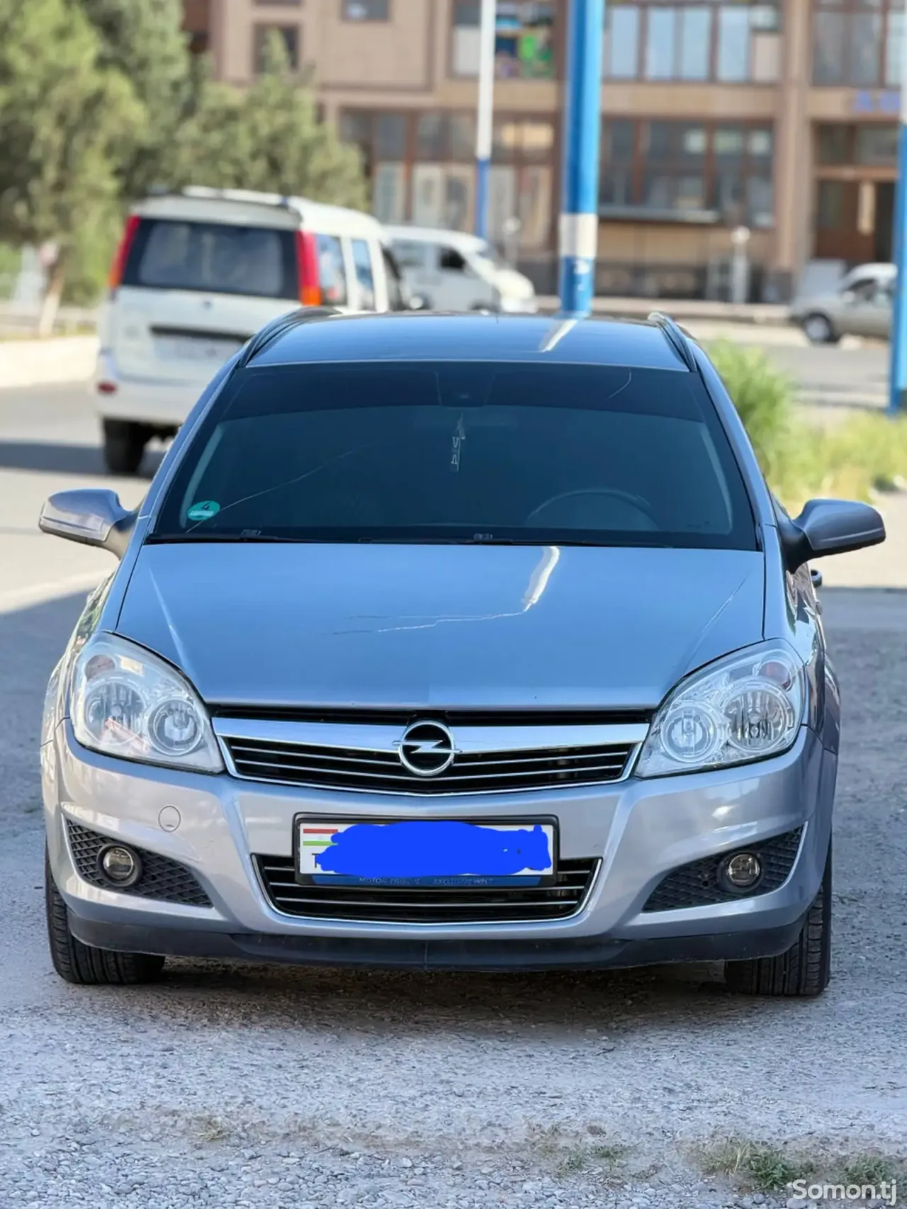 Opel Astra H 2008 · 1.8 MT