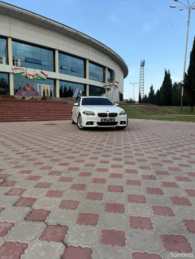 BMW 5 series 2016 · 2.0 AT