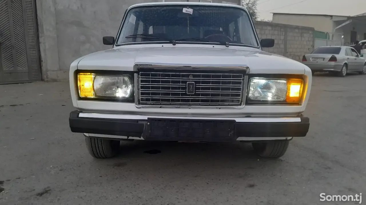 Lada (ВАЗ) 2107 2007 · 1.6 MT