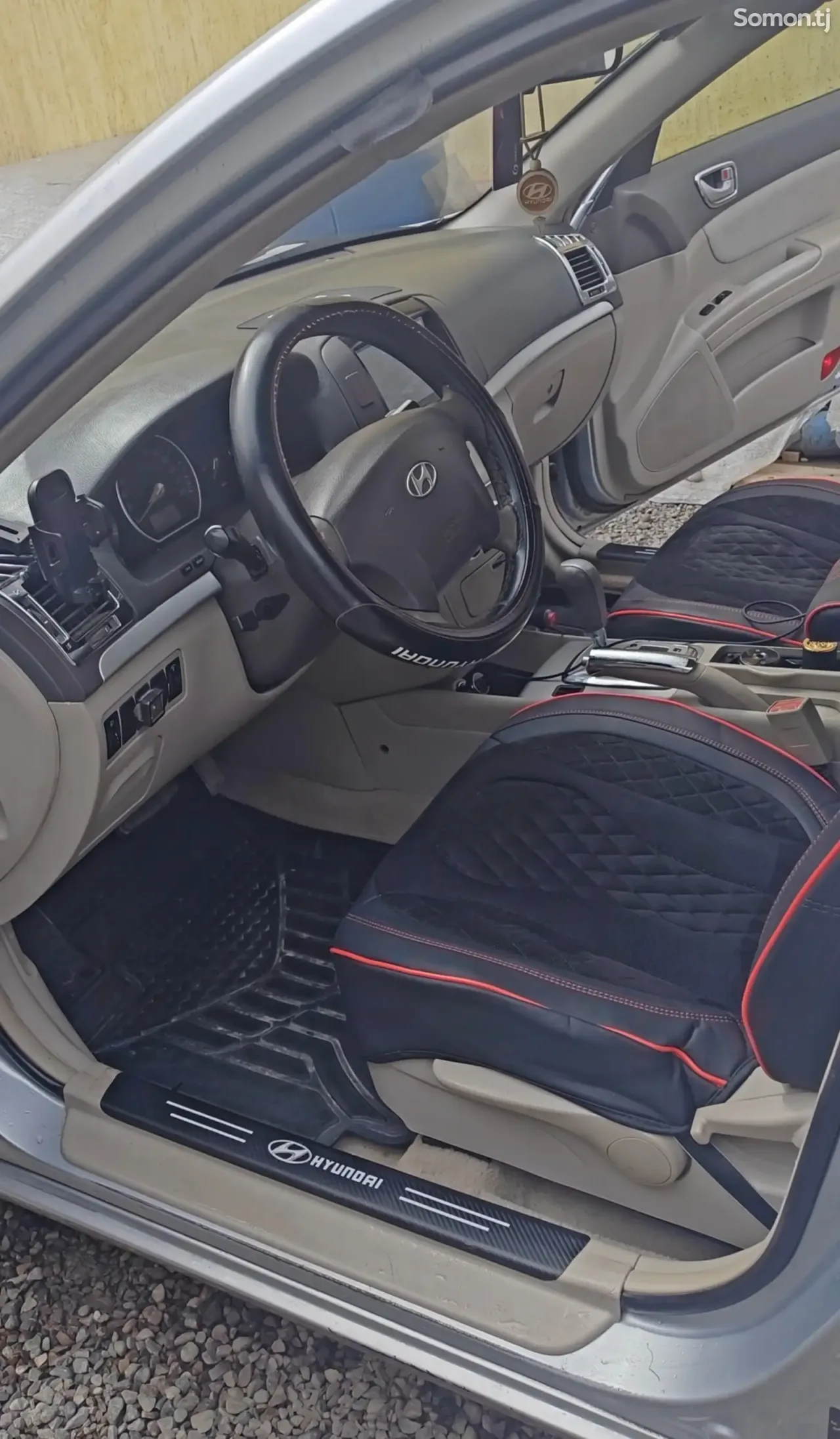 Hyundai Sonata 2007 · 2.4 AT