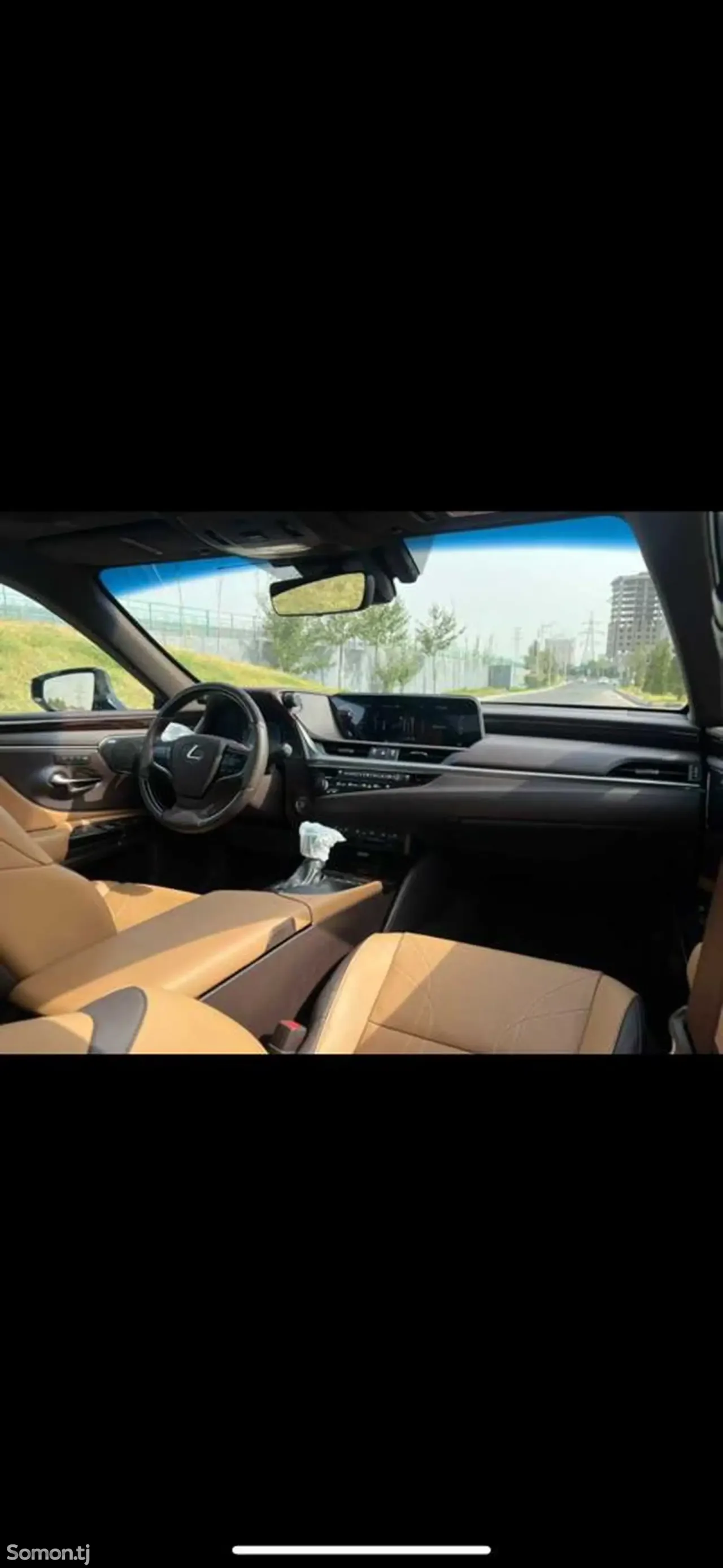 Lexus ES series 2021 · 3.5 AT