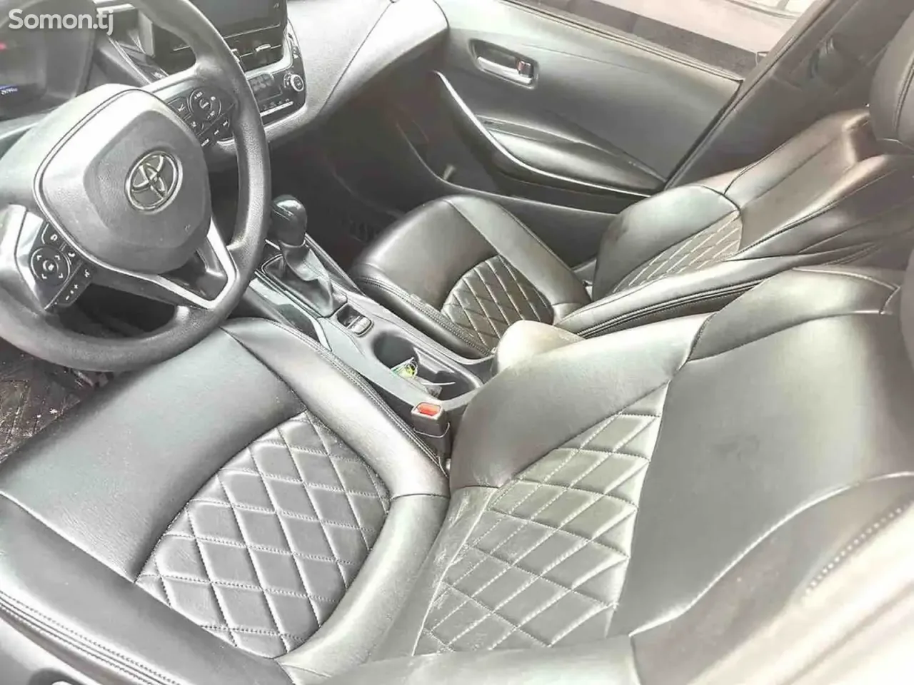 Toyota Corolla 2022 · 1.8 AT