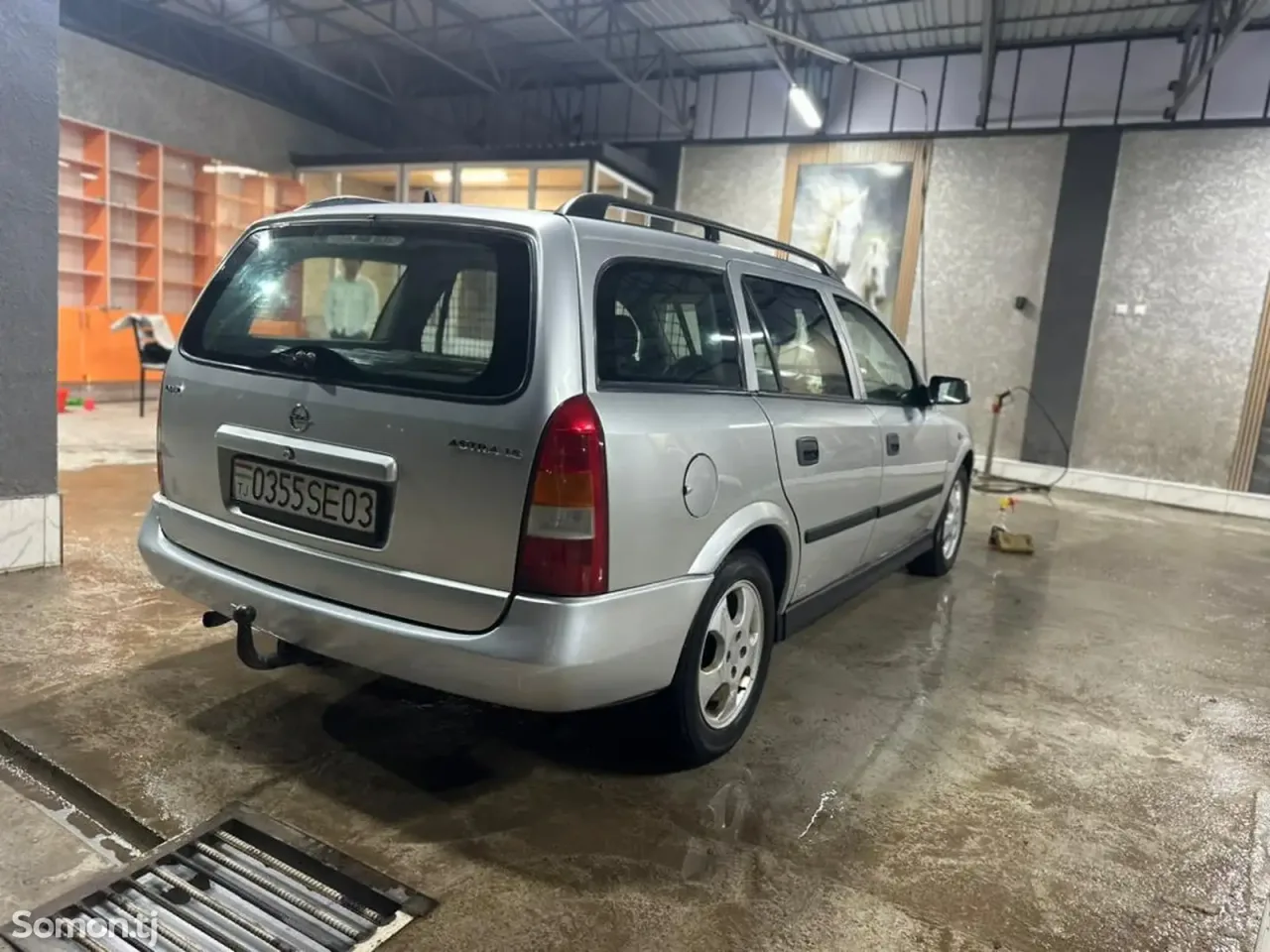 Opel Astra G 1999 · 1.6 MT