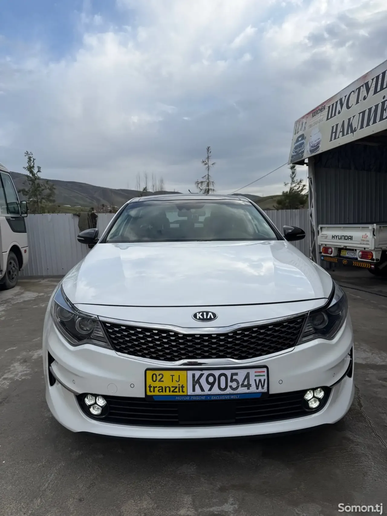 Kia K5 2016 · 2.0 AT