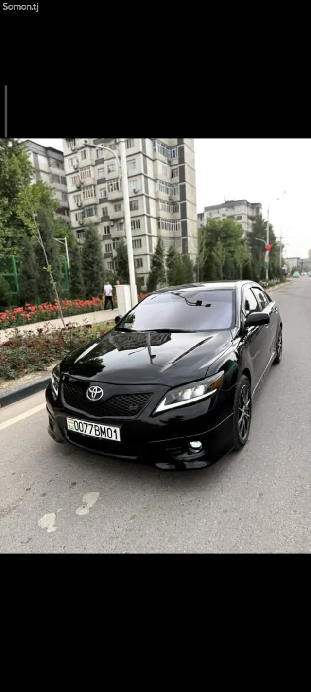 Toyota Camry 2011 · 2.5 AT