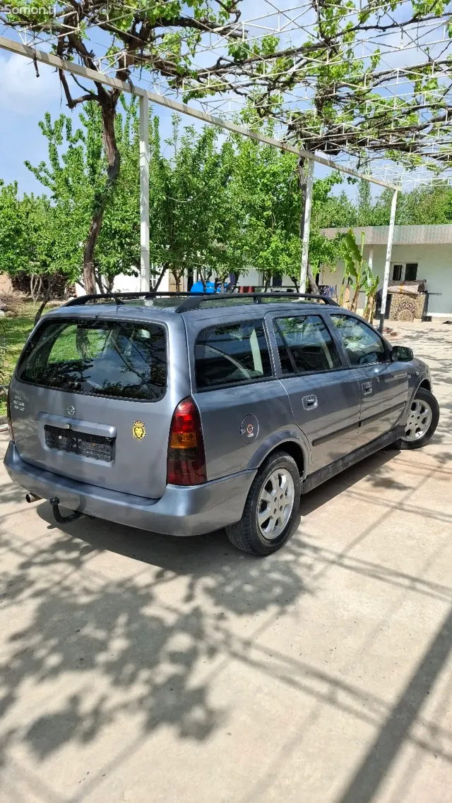 Opel Astra G 2004 · 1.6 MT