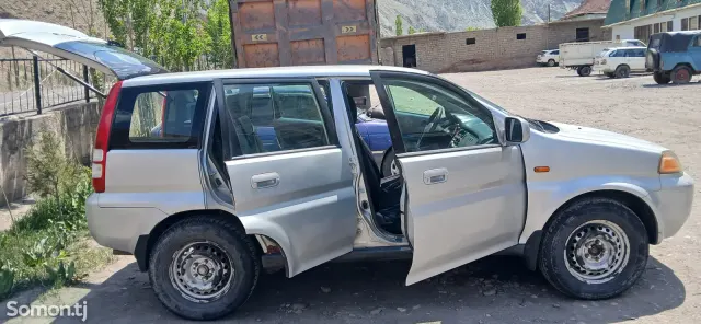 Honda HR-V 2001 · 1.6 MT