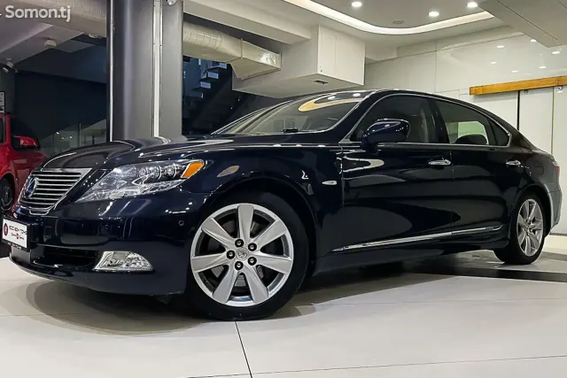 Lexus LS series 2009 · 4.5 AT