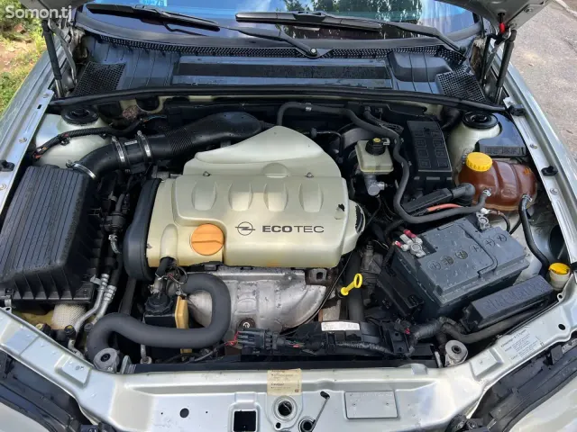 Opel Vectra B 2001 · 1.8 MT