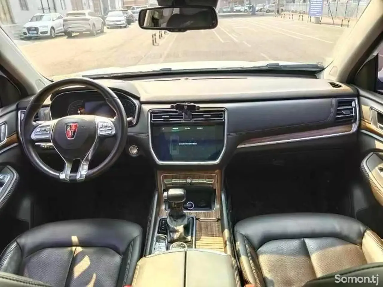 Roewe RX8 2018 · 2.0 AT