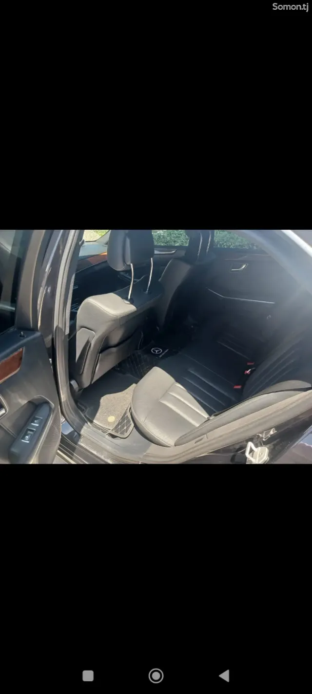 Mercedes-Benz E class 2015 · 3.0 AT