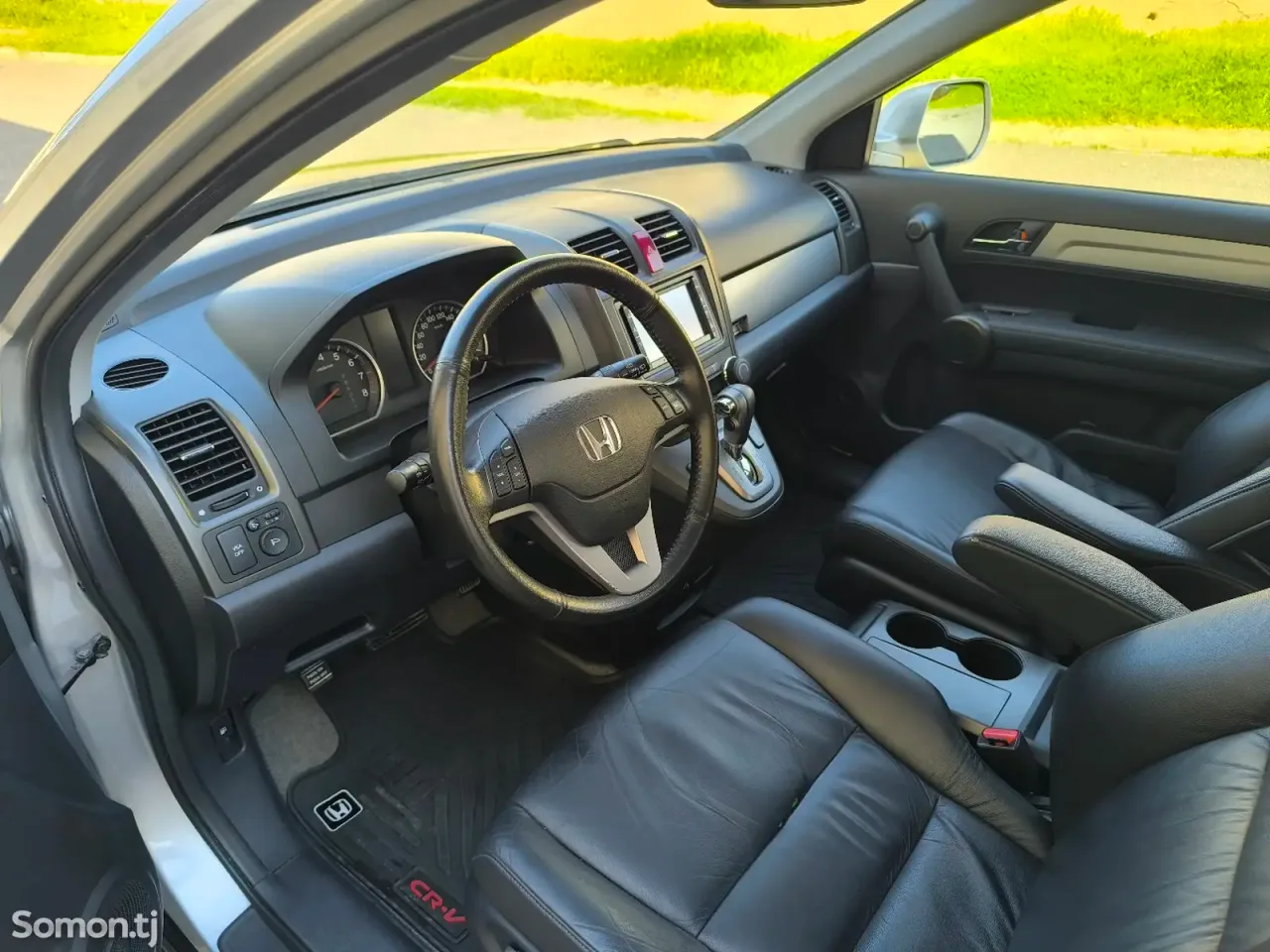 Honda CR-V 2011 · 2.4 AT