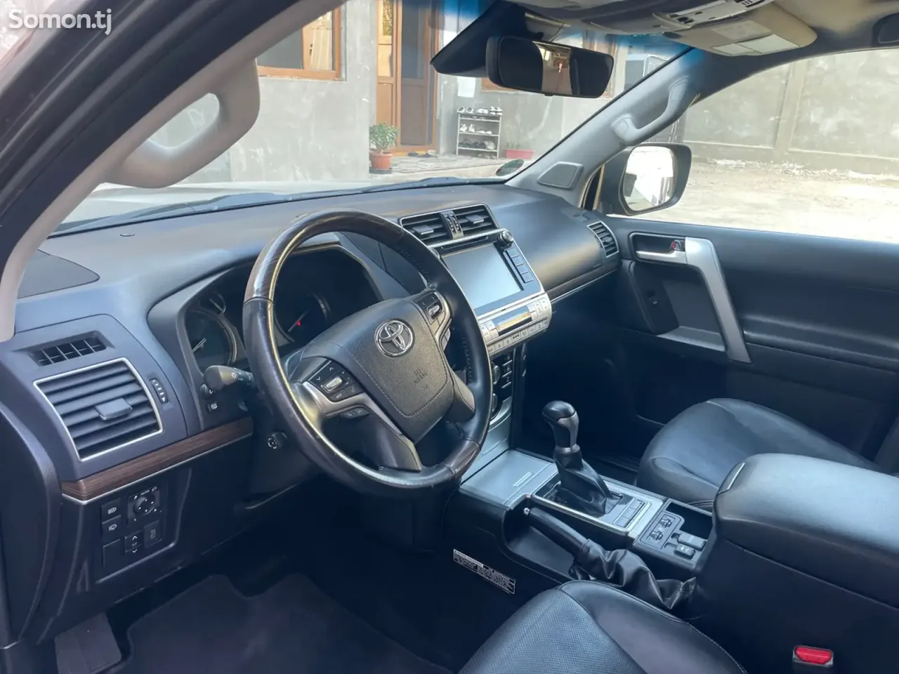 Toyota Land Cruiser Prado 2020 · 3.0 AT