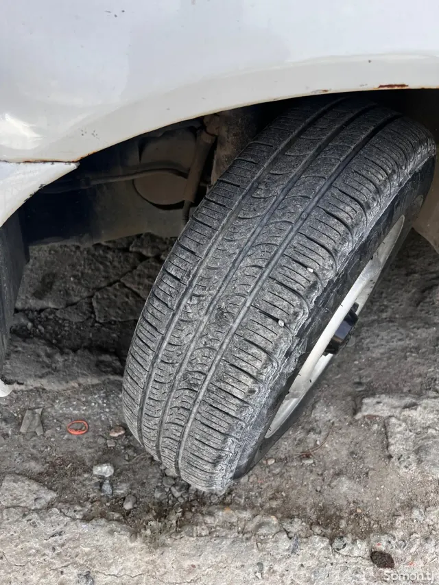 Daewoo Nexia 1999 · 1.6 MT