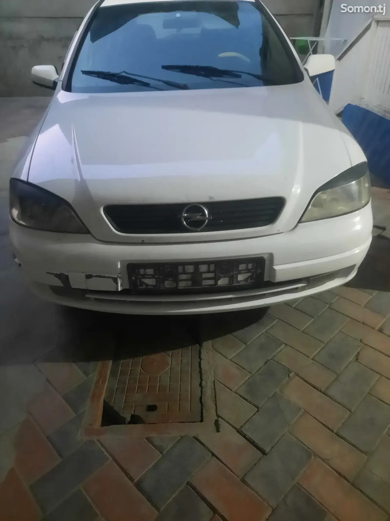 Opel Astra G 1998 · 1.6 MT