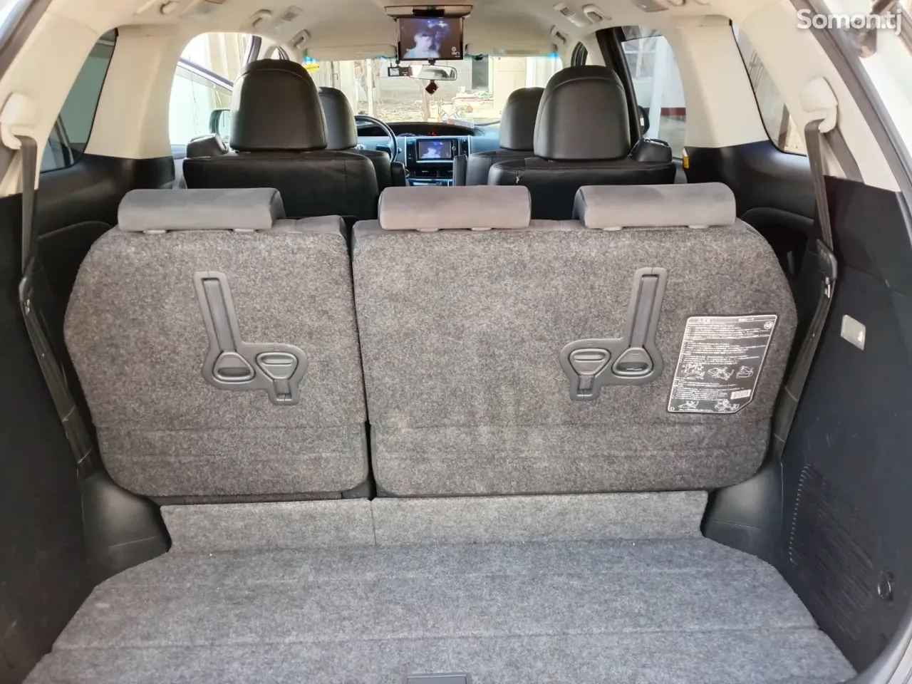 Toyota Estima 2015 · 2.4 AT