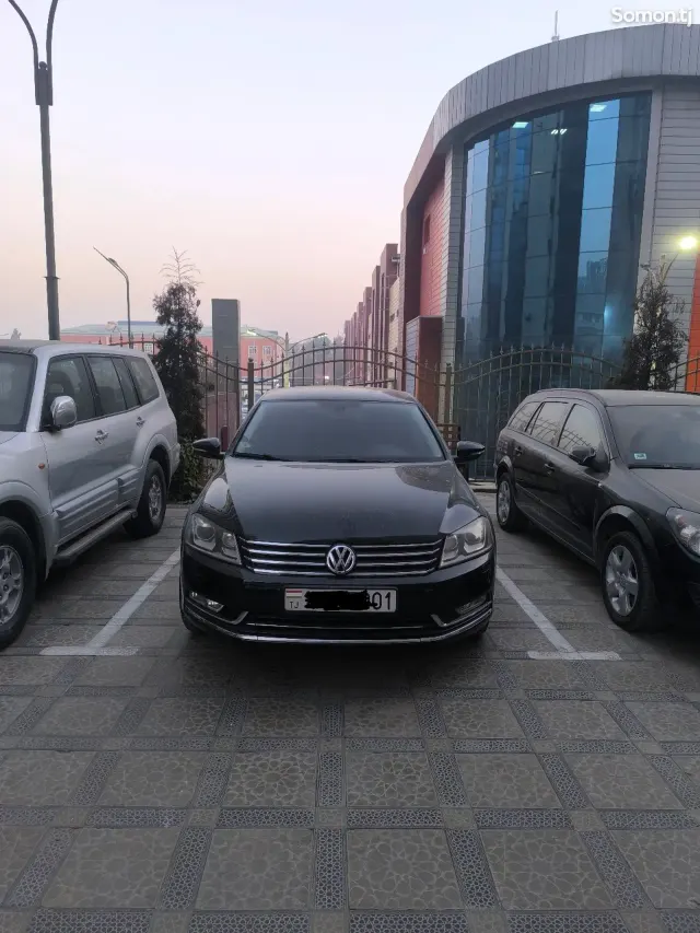 Volkswagen Passat 2011 · 1.8 AT