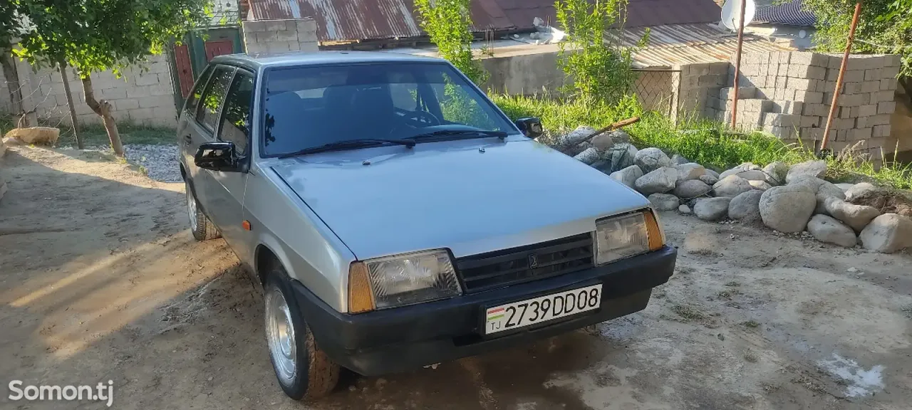 Lada (ВАЗ) 2109 1998 · 1.7 MT