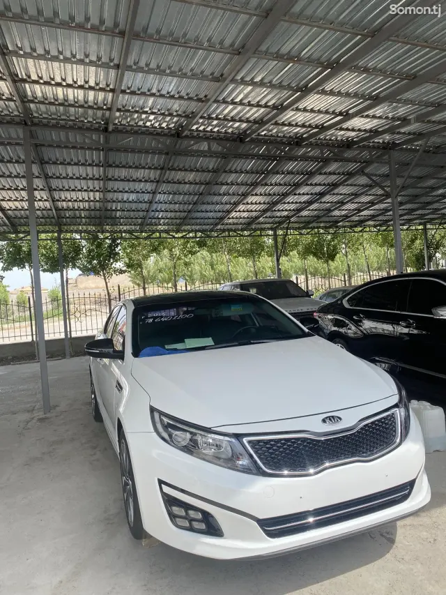 Kia K5 2015 · 2.0 AT