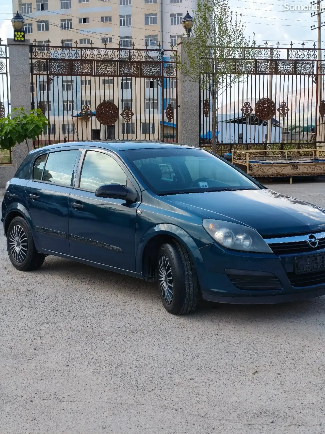Opel Astra H 2007 · 1.6 MT