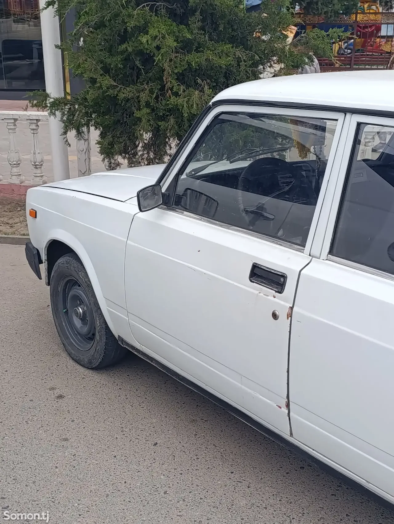 Lada (ВАЗ) 2107 2002 · 1.6 MT