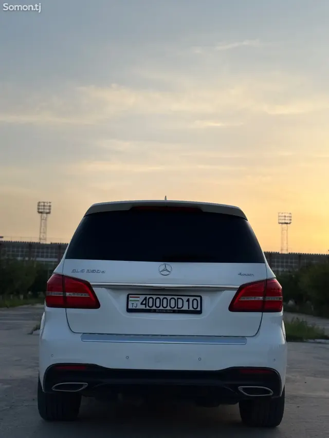 Mercedes-Benz GLS 2018 · 3.5 AT