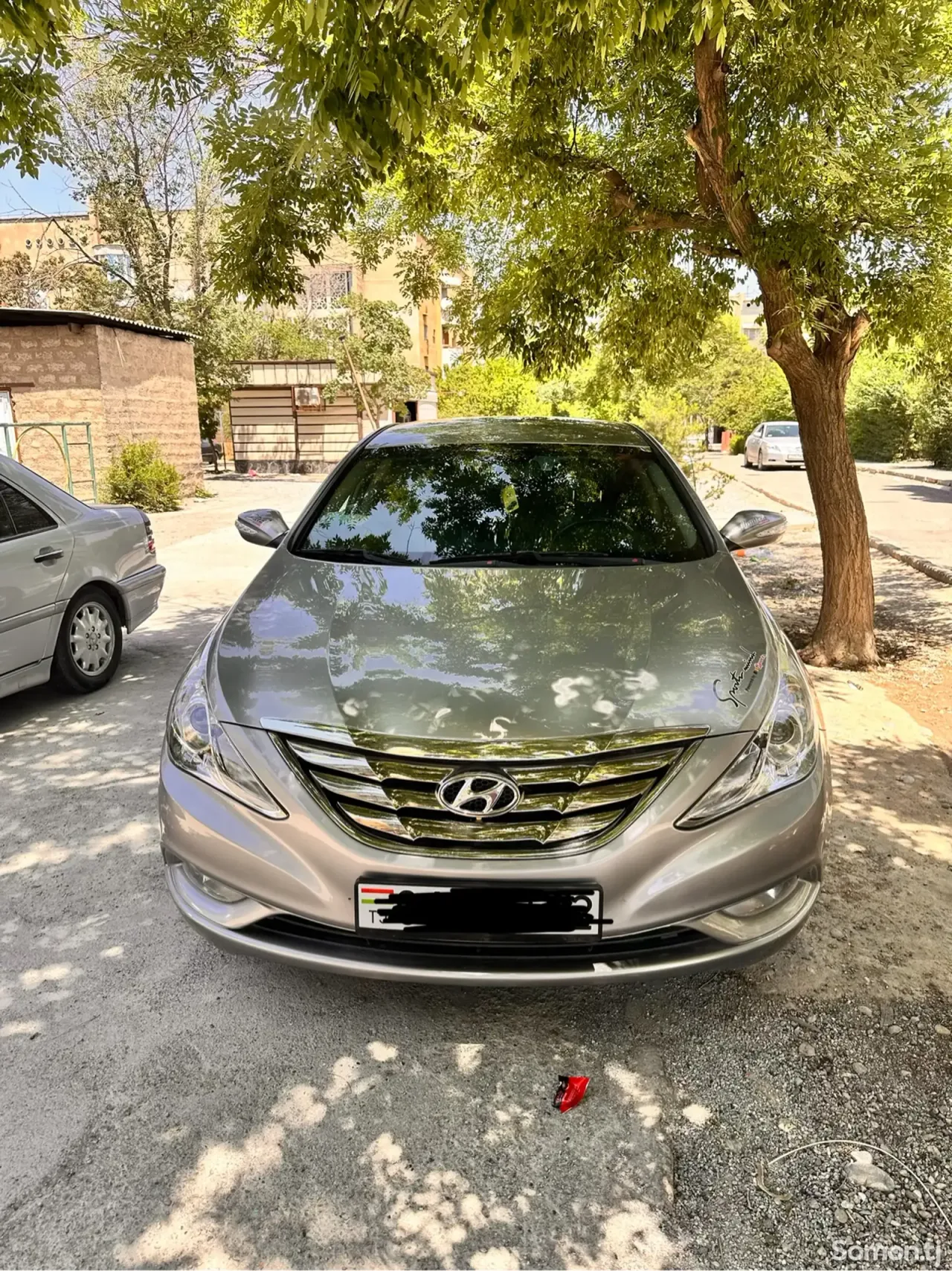 Hyundai Elantra 2010 · 2.0 AT