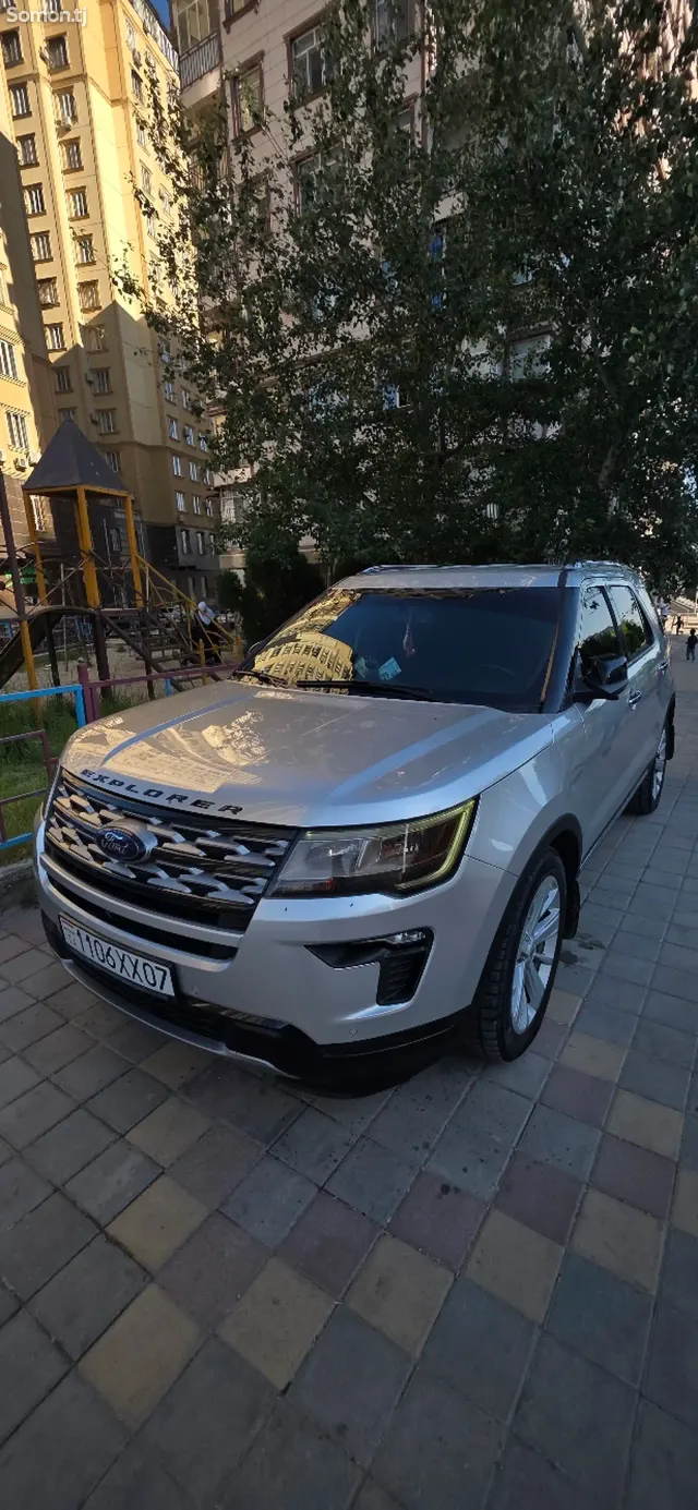 Ford Explorer 2019 · 3.5 AT