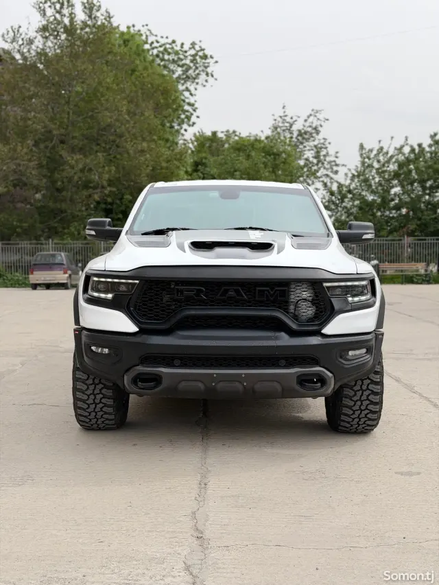 Dodge RAM 2023 · 3.6 AT