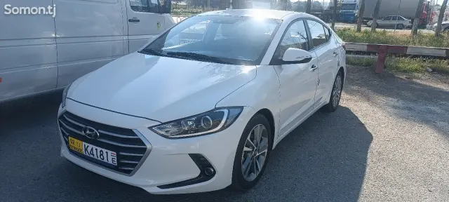 Hyundai Avante 2017 · 1.6 AT