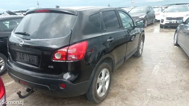 Nissan Qashqai 2008 · 0.8 MT