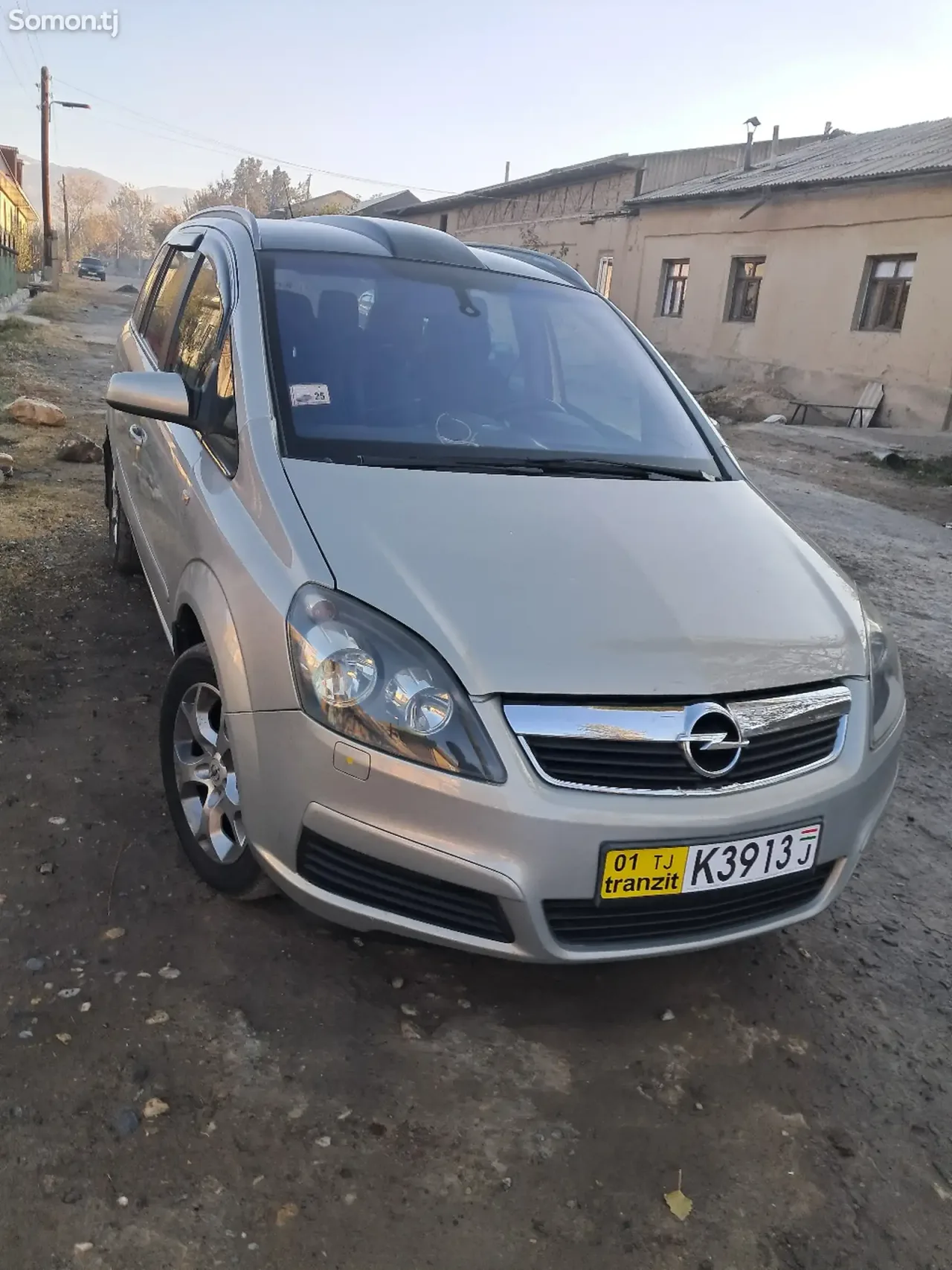Opel Zafira 2006 · 1.8 MT