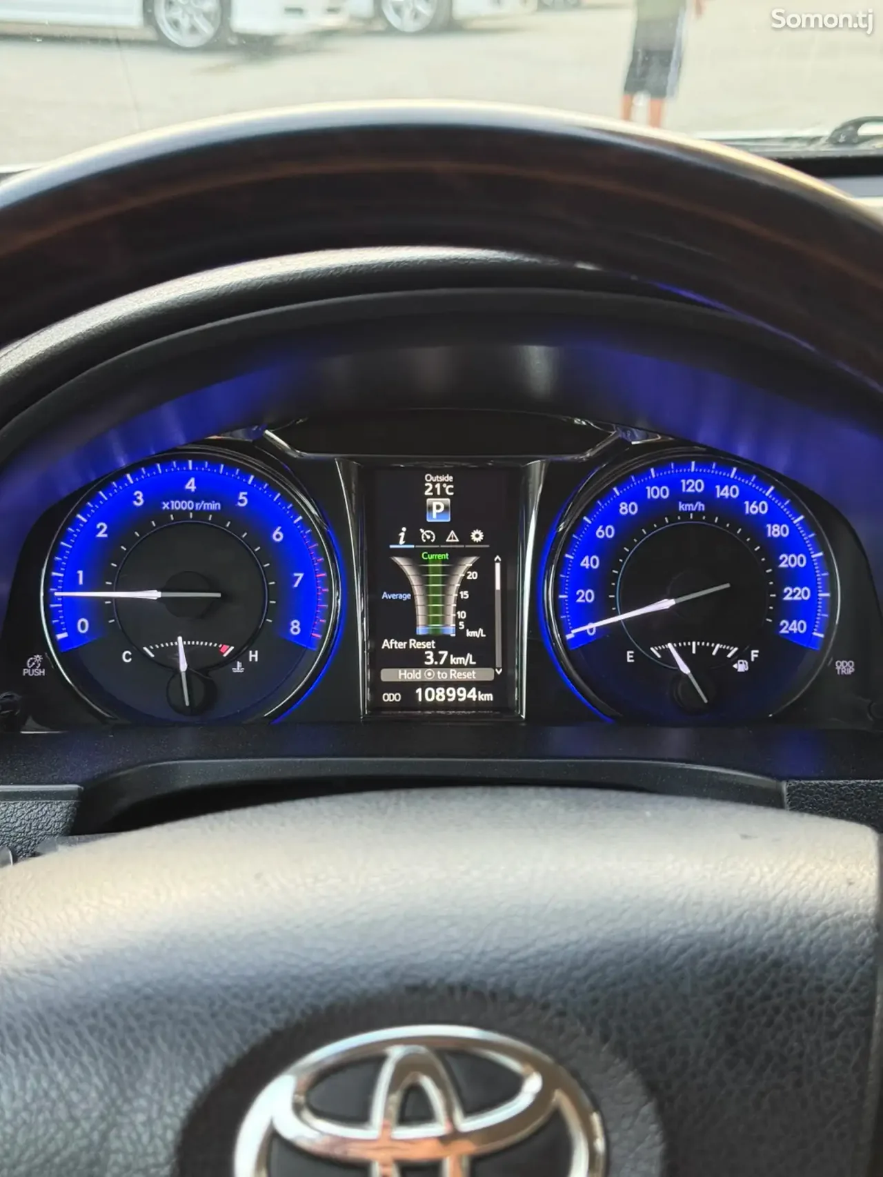 Toyota Camry 2016 · 2.5 AT