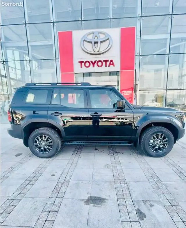 Toyota Land Cruiser Prado 2025 · 2.4 AT