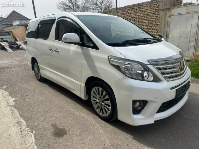 Toyota Alphard 2014 · 2.4 CVT