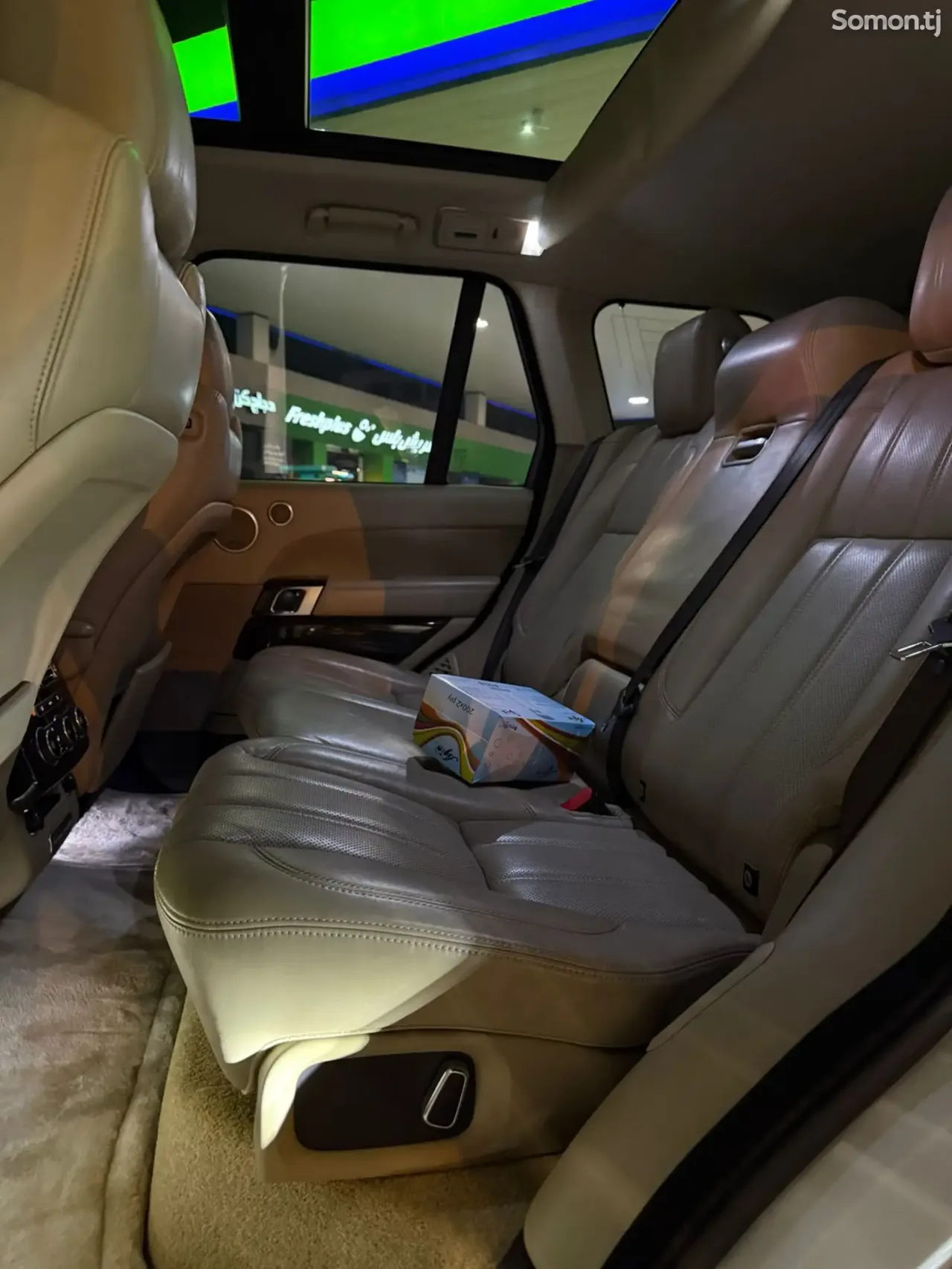 Land Rover Vogue 2014 · 5.0 AT