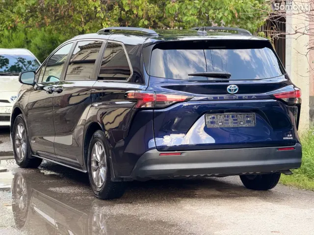 Toyota Sienna 2022 · 3.0 AT