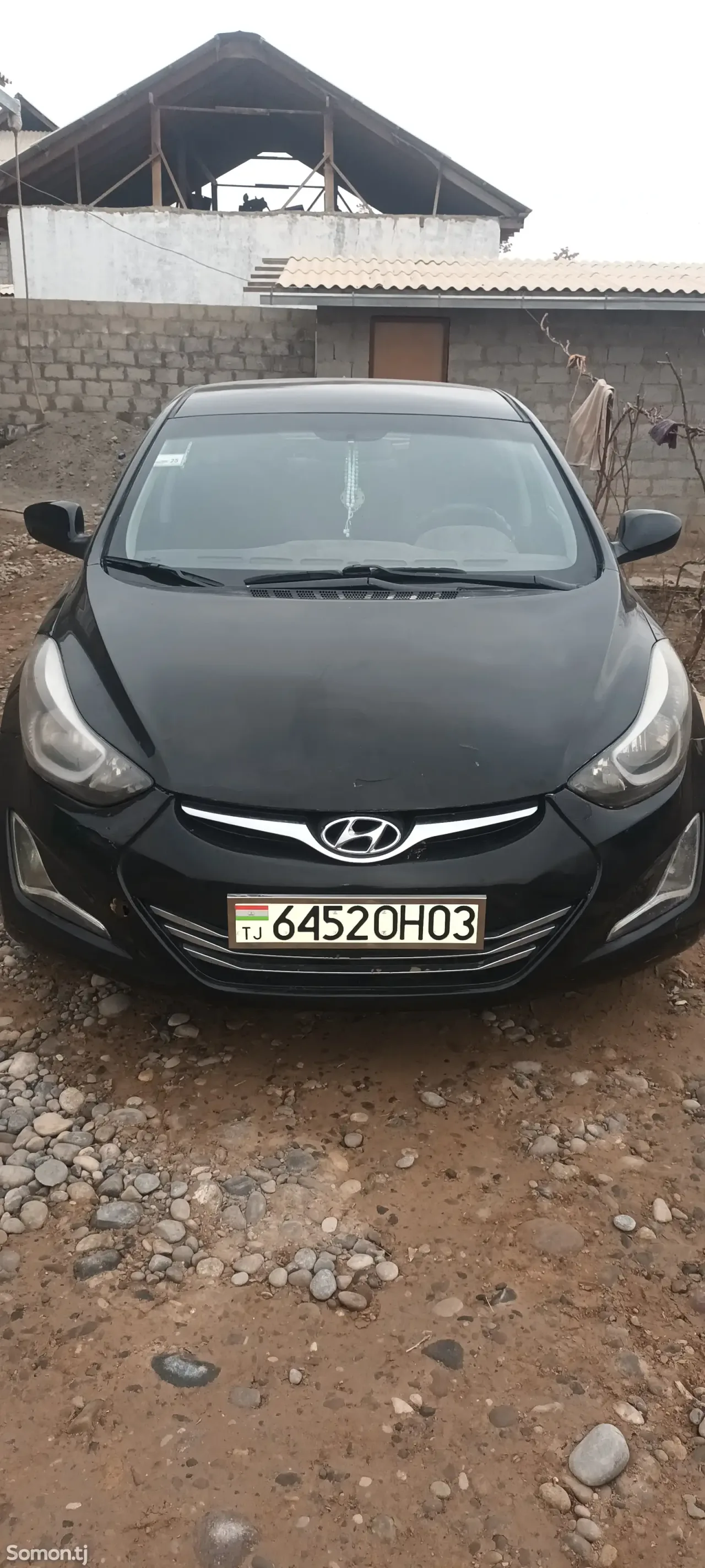 Hyundai Elantra 2016 · 1.6 MT