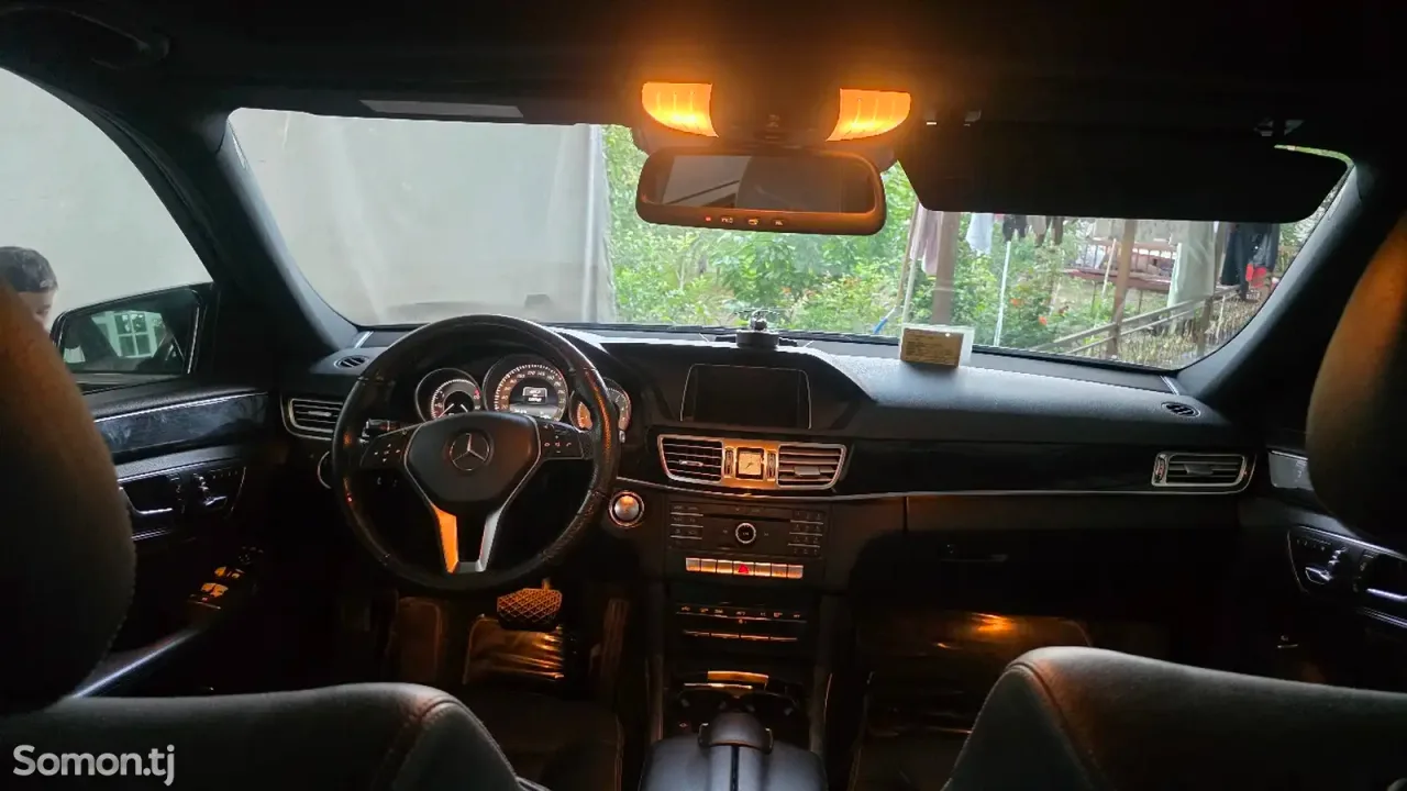 Mercedes-Benz E class 2016 · 3.0 AT