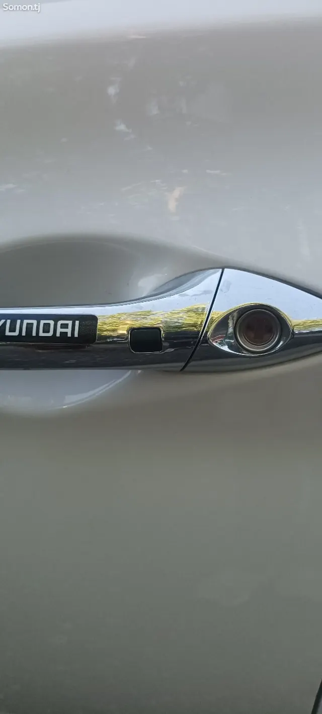 Hyundai Avante 2014 · 1.6 AT