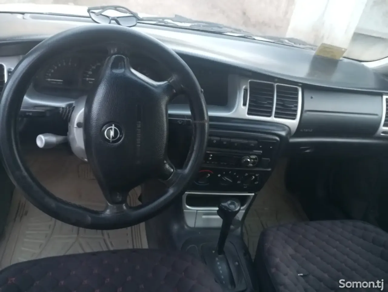 Opel Vectra B 2000 · 1.8 AT