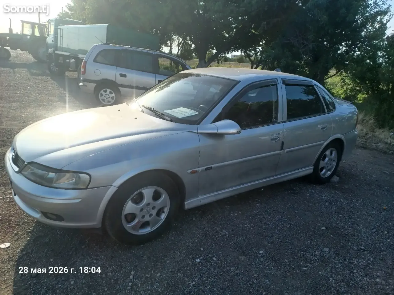 Opel Vectra B 2000 · 1.6 MT