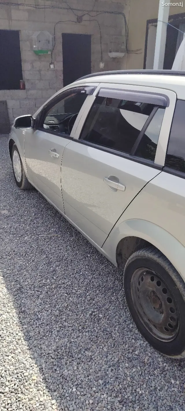 Opel Astra H 2006 · 1.7 MT