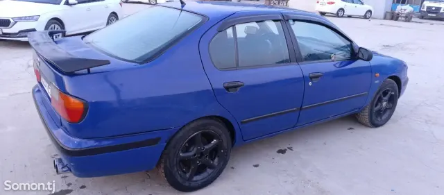 Nissan Primera 1998 · 1.6 MT