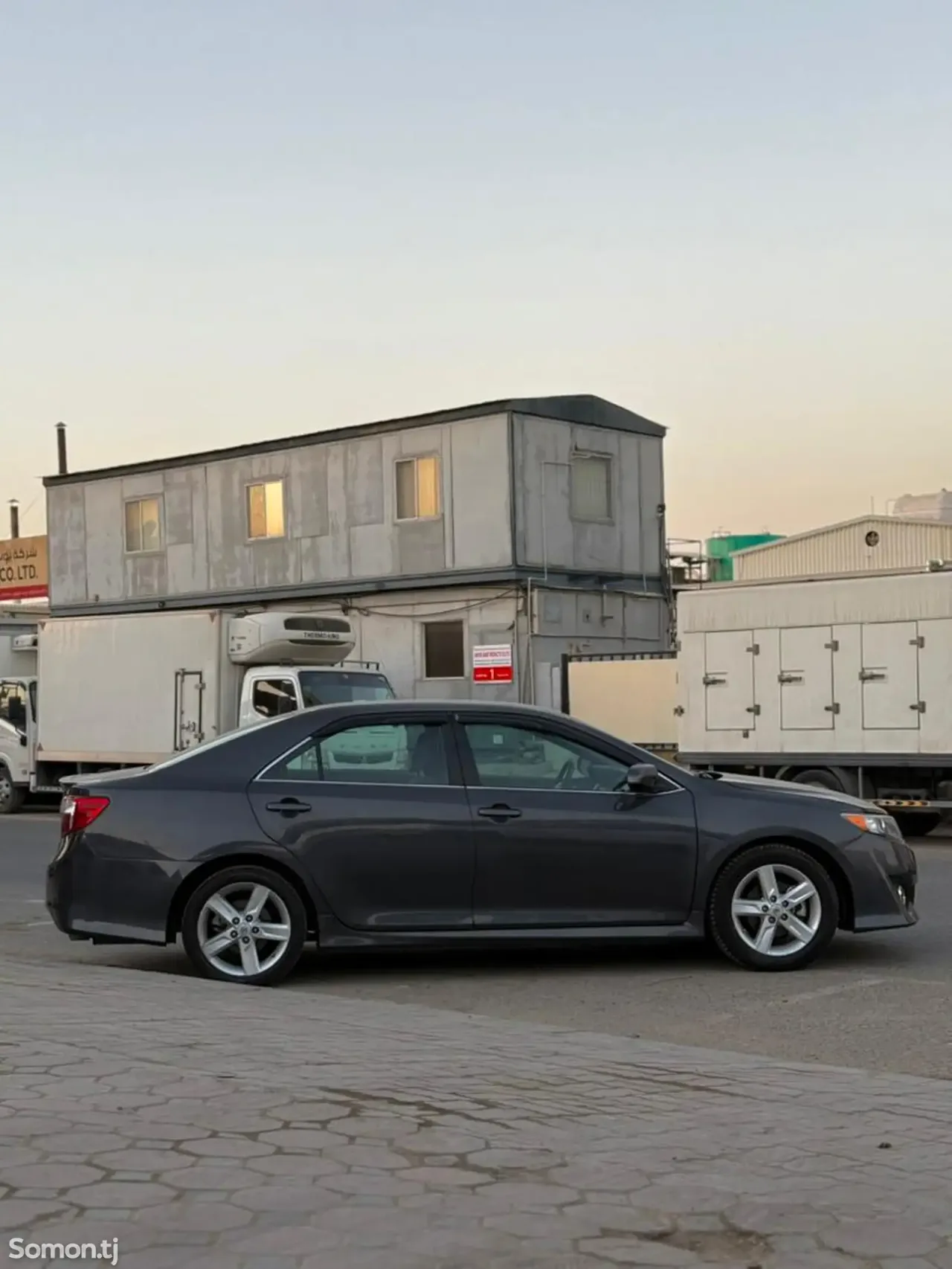 Toyota Camry 2014 · 2.5 AT