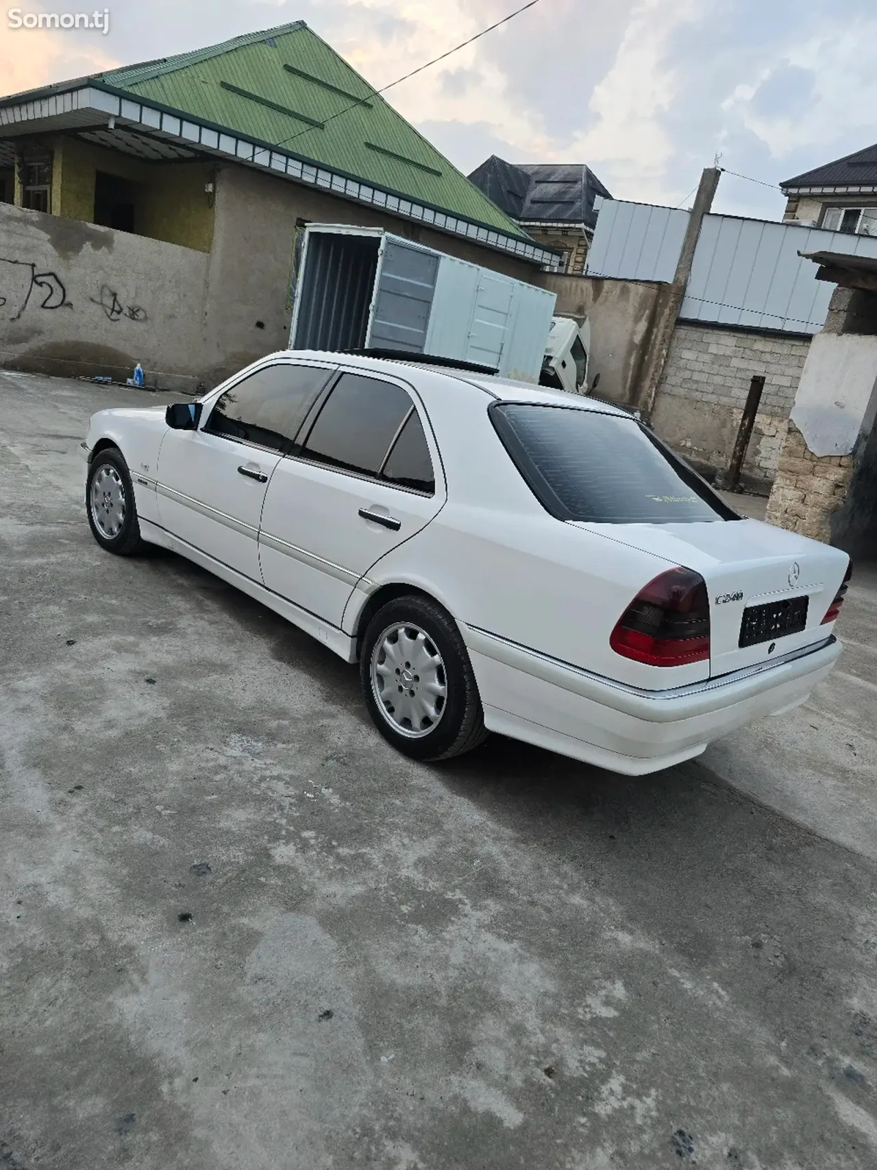 Mercedes-Benz C class 1998 · 2.4 AT