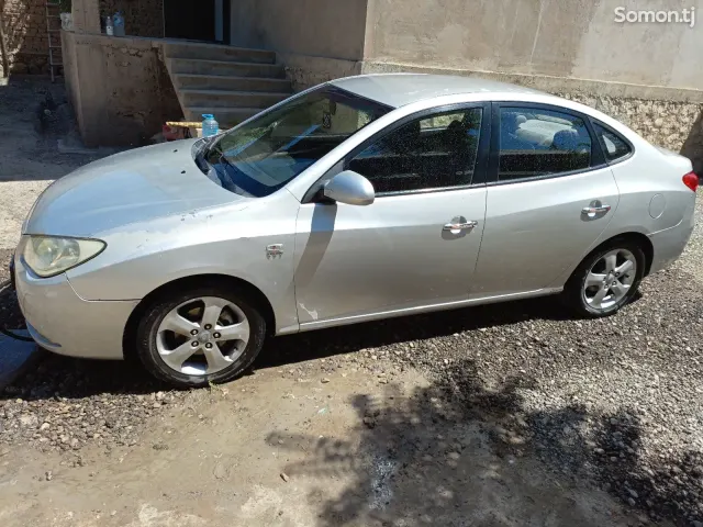 Hyundai Avante 2007 · 1.6 AT