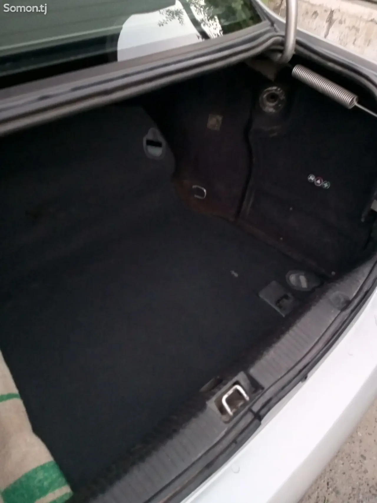 Opel Vectra B 1995 · 1.6 MT